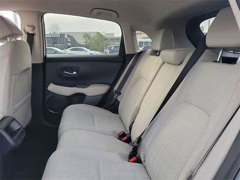 Used 2023 Honda HR-V LX image 11