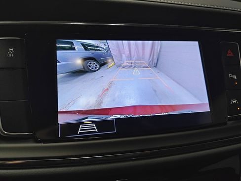 Used 2021 Buick Enclave Premium w/ Sun and Sites Package image 33