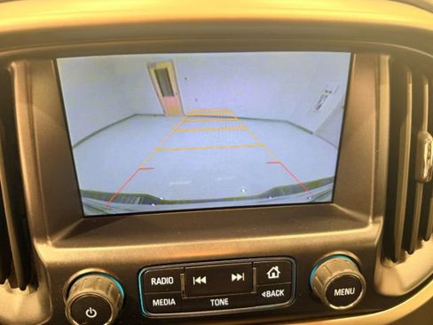 Used 2015 Chevrolet Colorado Z71 image 33