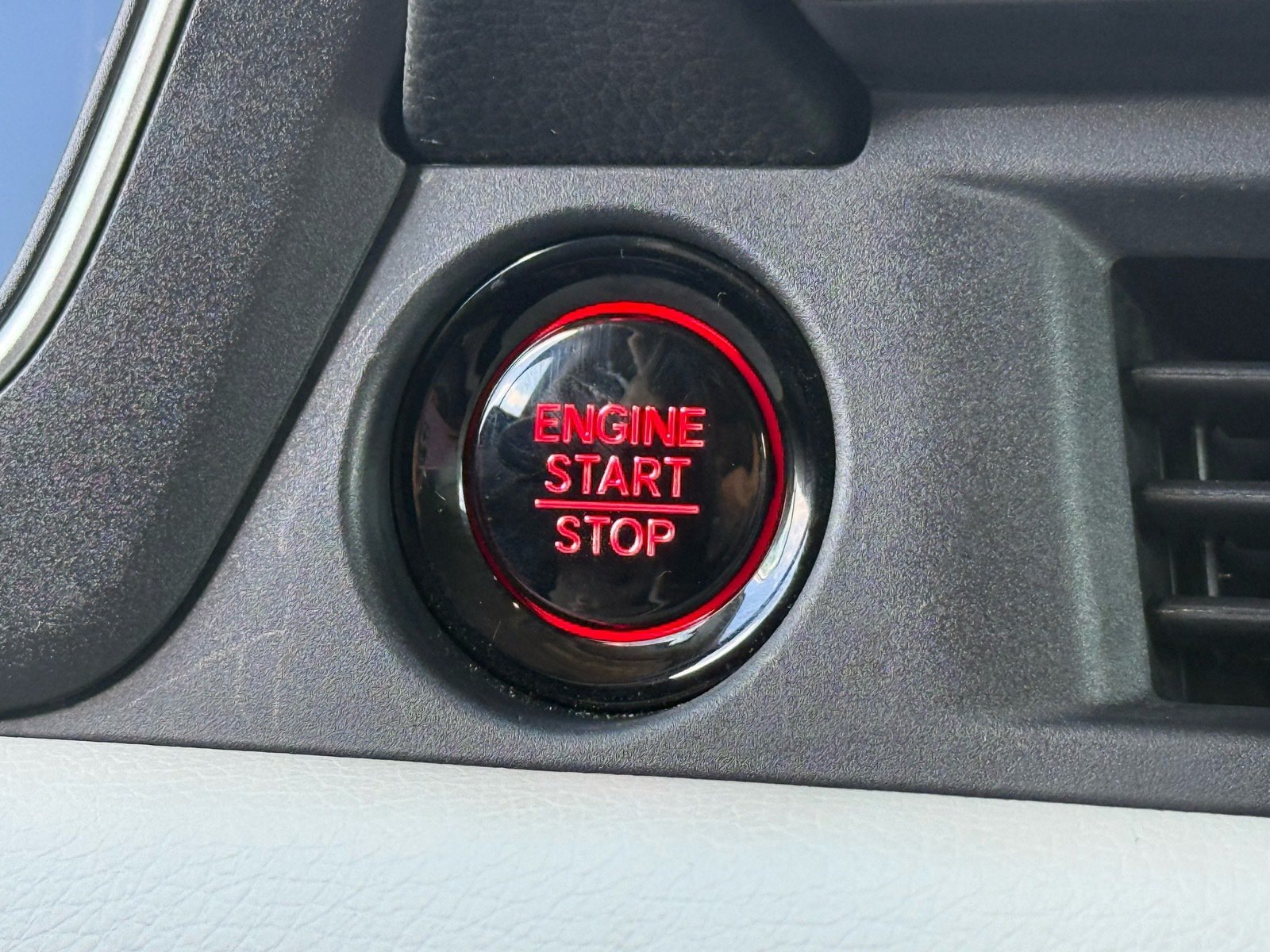 Used 2026 Honda Pilot Touring image 26