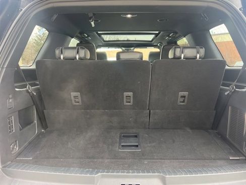 Used 2024 Ford Expedition Platinum image 15