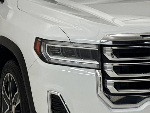 Used 2021 GMC Acadia SLT w/ Premium Package FWD image 5