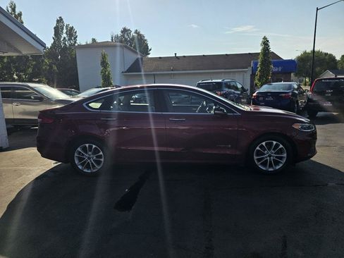 Used 2019 Ford Fusion SEL FWD image 13