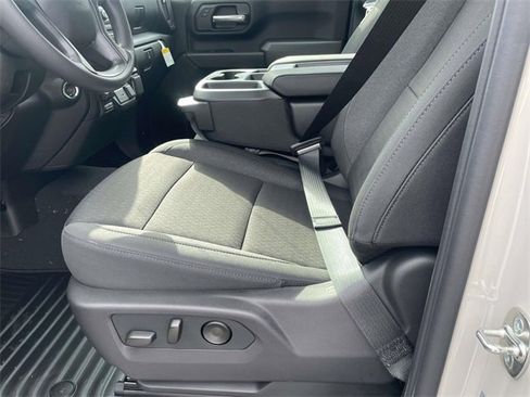 New 2026 Chevrolet Silverado 2500 Custom w/ Custom Value Package image 12