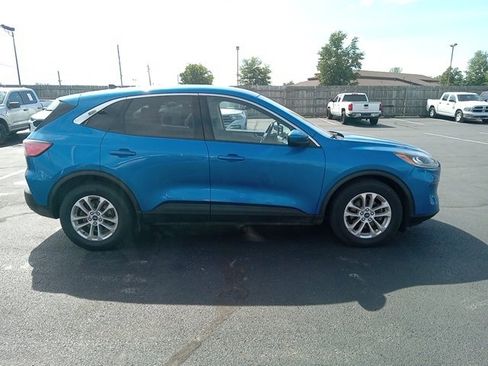 Used 2021 Ford Escape SE w/ Cold Weather Package image 9