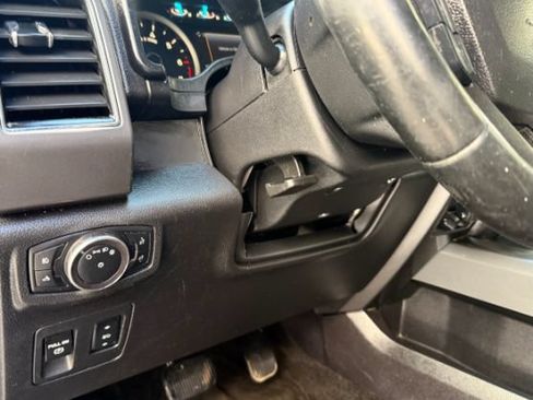 Used 2018 Ford F150 XLT w/ Equipment Group 302A Luxury AWD/4WD image 24