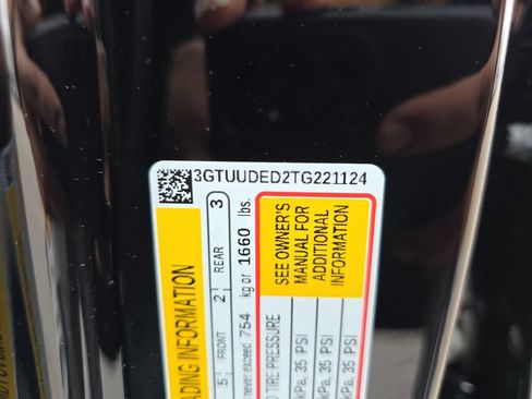 New 2026 GMC Sierra 1500 SLT w/ SLT Premium Plus Package image 36