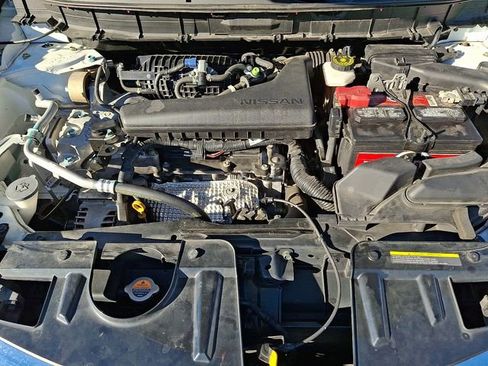Used 2018 Nissan Rogue S image 27