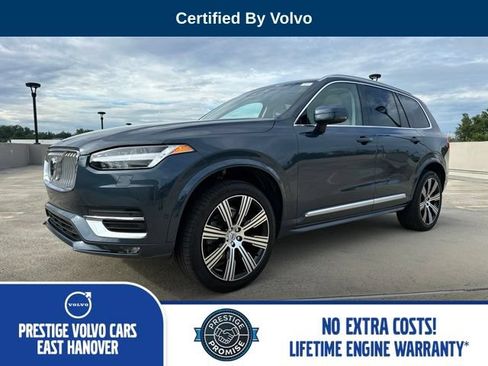 Certified 2025 Volvo XC90 B5 Plus AWD/4WD image 3