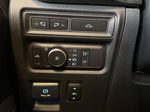 Certified 2021 Ford F150 Platinum w/ Equipment Group 701A High image 15