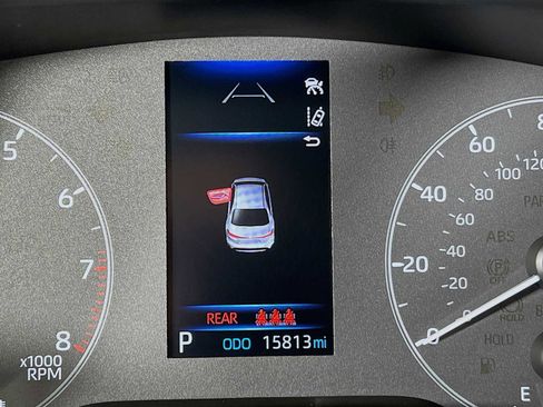 Used 2023 Toyota Corolla LE image 12