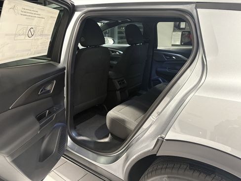 New 2026 Chevrolet Equinox EV LT image 17