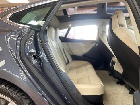 Used 2018 Tesla Model S 100D AWD/4WD image 22
