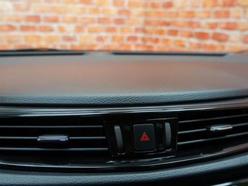 Certified 2022 Nissan Rogue Sport SL image 15