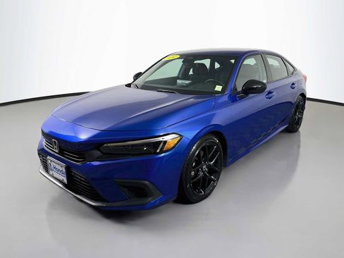 Used 2024 Honda Civic Sport image 3