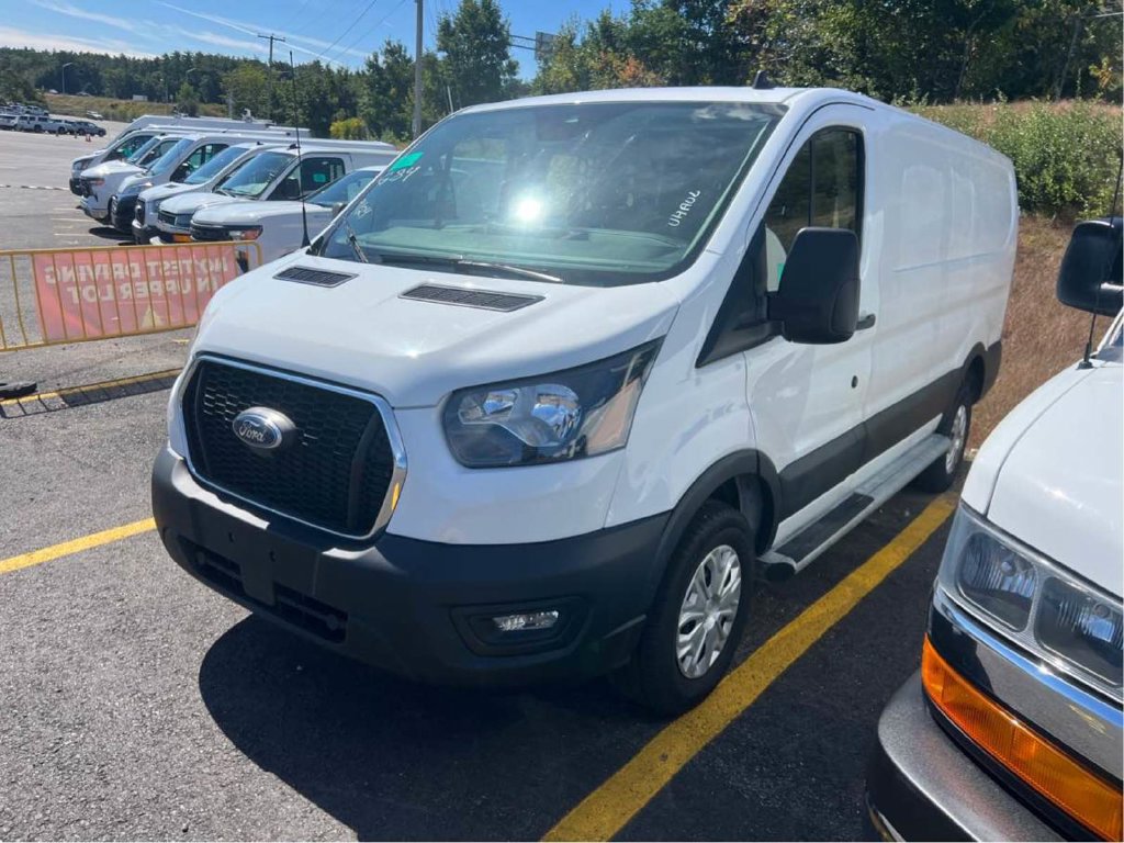 Used 2025 Ford Transit 250 Low Roof w/ Exterior Upgrade Package RWD image 3
