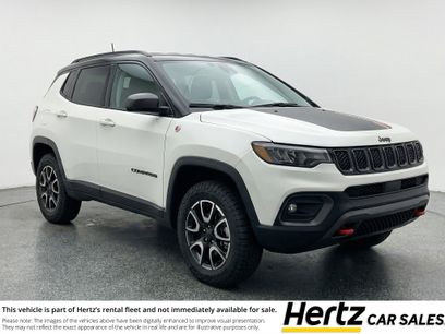 Used 2025 Jeep Compass Trailhawk