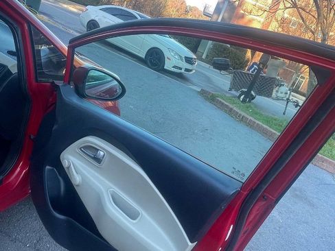 Used 2012 Kia Rio LX image 18