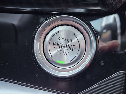 Certified 2024 Chevrolet Corvette Stingray Coupe w/ Chrome Exterior Badge Package image 23