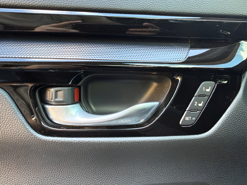 Used 2024 Honda CR-V EX-L image 26