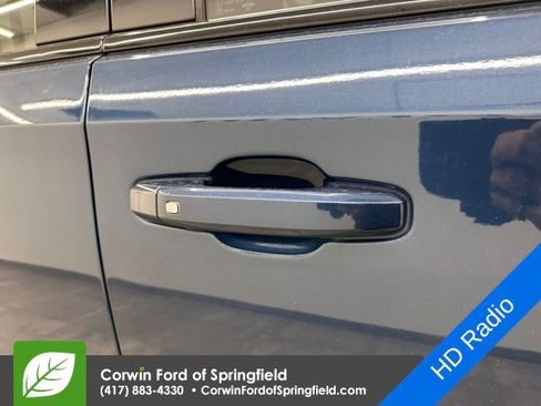 Used 2019 GMC Sierra 1500 AT4 w/ AT4 Premium Package image 9