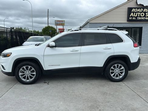 Used 2021 Jeep Cherokee Latitude Lux w/ Comfort/Convenience Group image 8