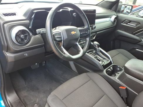 Used 2024 Chevrolet Colorado LT w/ LT Convenience Package II RWD image 12