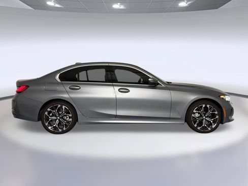 Used 2026 BMW 330i xDrive Sedan w/ Premium Package AWD/4WD image 6