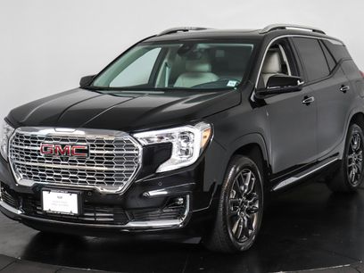 Used 2024 GMC Terrain Denali w/ Black Diamond Edition