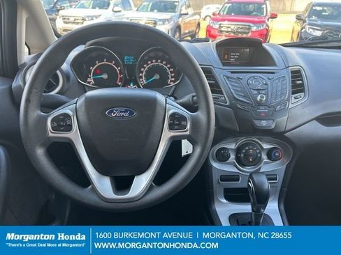 Used 2019 Ford Fiesta SE image 14