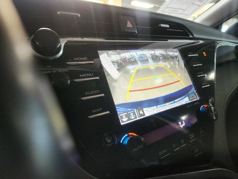 Used 2019 Toyota Camry XSE image 35