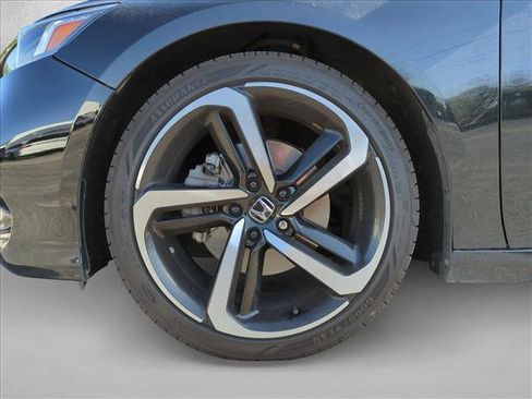 Certified 2019 Honda Accord Sport image 13