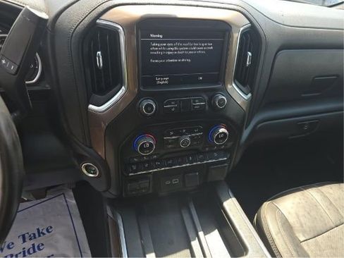Used 2023 Chevrolet Silverado 2500 High Country w/ Z71 Off-Road Package AWD/4WD image 7