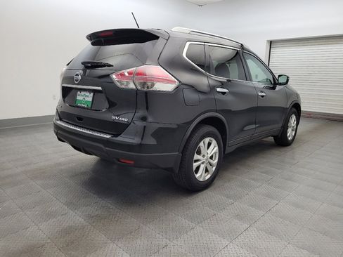 Used 2016 Nissan Rogue SV w/ SV Family Package image 9