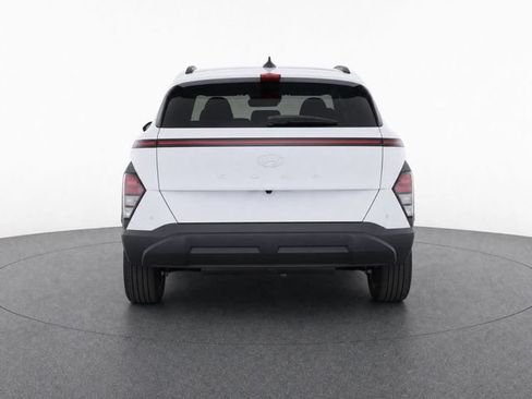 Used 2024 Hyundai Kona SEL FWD image 8