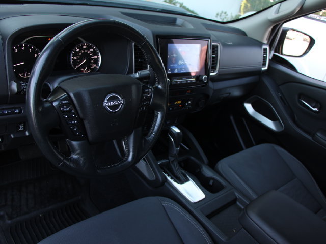 Certified 2023 Nissan Frontier SV w/ SV Convenience Package AWD/4WD image 4