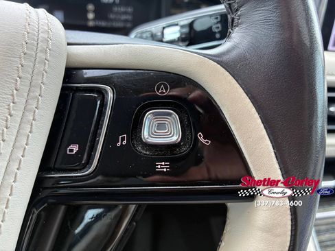 Used 2023 Lincoln Aviator Black Label w/ Dynamic Handling Package AWD/4WD image 30