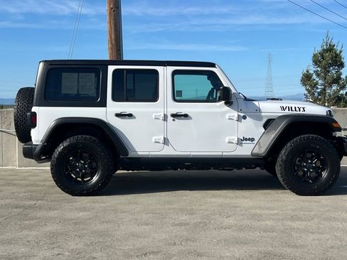 Used 2025 Jeep Wrangler Unlimited Sport S 4xe AWD/4WD image 3