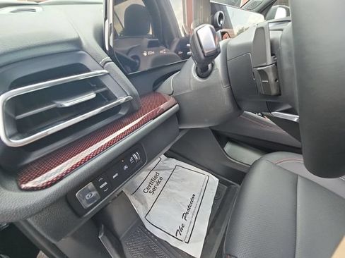 New 2026 Chevrolet Traverse Z71 w/ Enhanced Driving Package AWD/4WD image 11