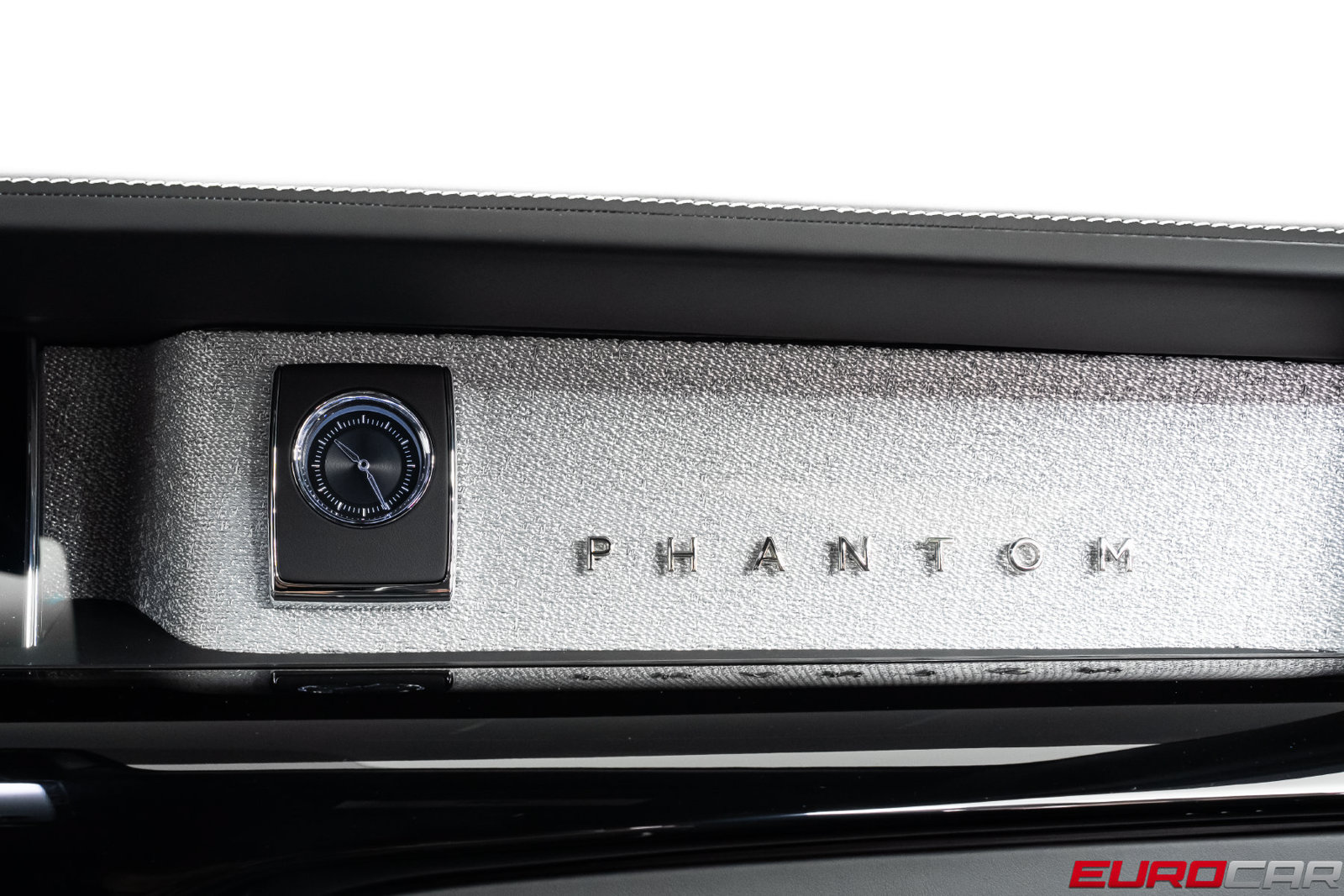 Used 2022 Rolls-Royce Phantom Sedan RWD image 36
