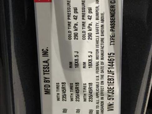 Used 2018 Tesla Model 3 Performance image 24