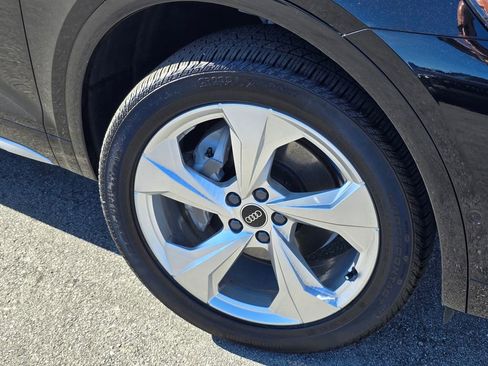 Used 2023 Audi Q5 2.0T Prestige image 31