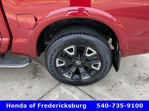 Used 2021 Nissan Titan Platinum Reserve w/ Moonroof Package AWD/4WD image 10