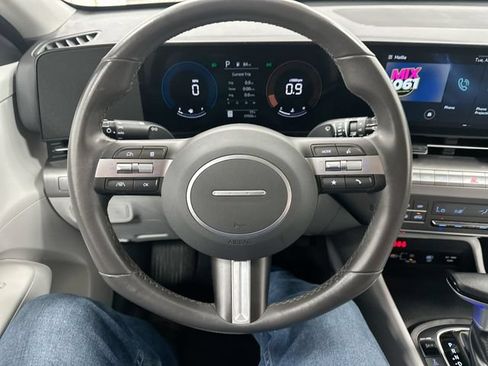 Used 2024 Hyundai Kona SEL AWD/4WD image 12
