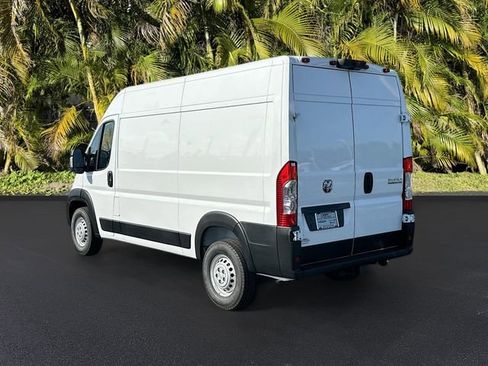 New 2026 RAM ProMaster 1500 w/ Convenience Group image 3