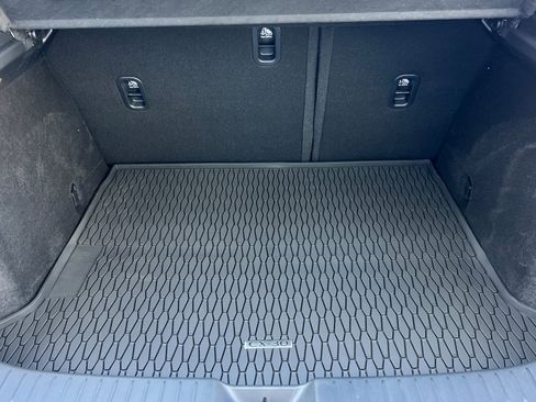 Used 2025 MAZDA CX-30 2.5 Turbo w/ Premium Package image 17