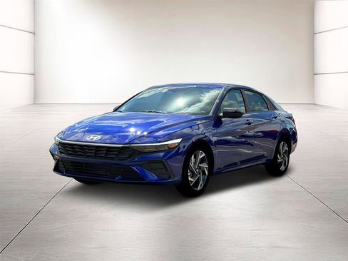 New 2025 Hyundai Elantra Sport image 1