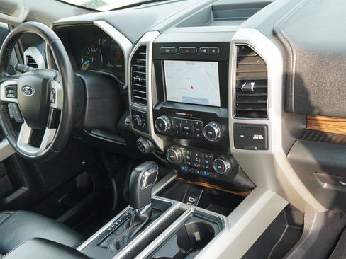 Used 2020 Ford F150 Lariat AWD/4WD image 28