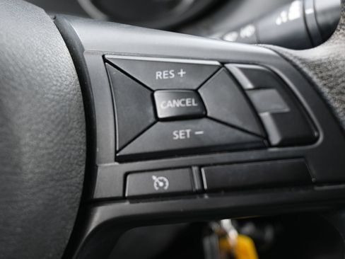 Used 2023 Nissan Versa S FWD image 13