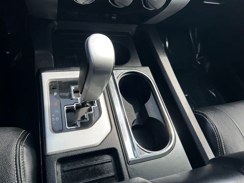 Used 2015 Toyota Tundra SR5 w/ SR5 Upgrade Package image 91